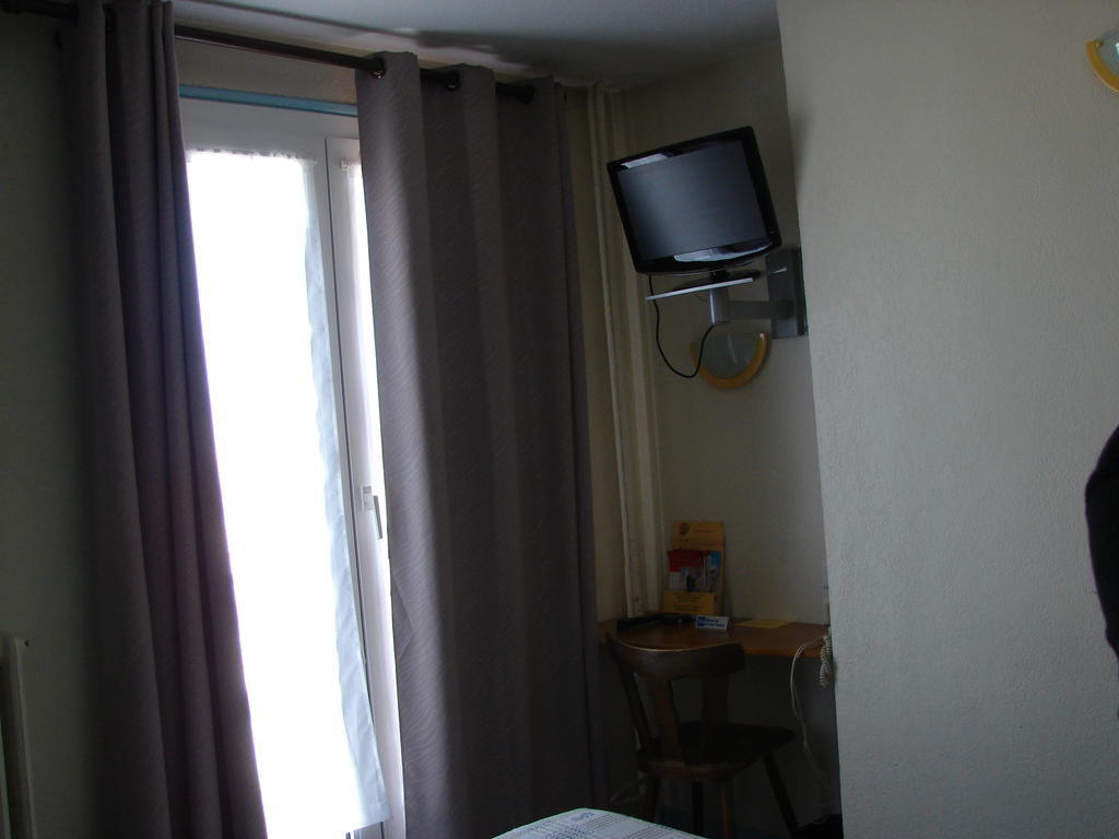 Hotel De Paris Et Des Voyageurs Valence  Extérieur photo